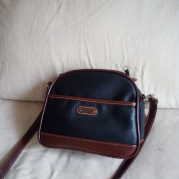 Handbags - Women's cross body handbag